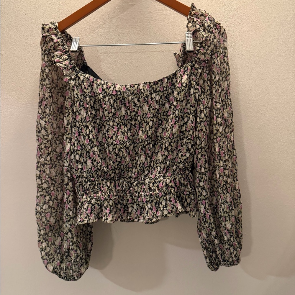 ASTR The Label Floral Smocked Peplum Blouse Black Fuchsia Multi ACT16317B L - Picture 3 of 8